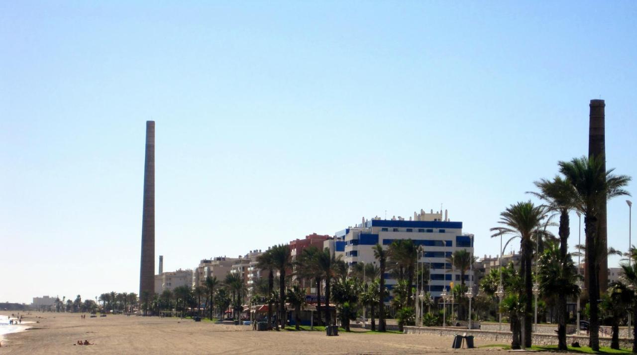 דירות מאלגה Deluxe Playa Pacifico מראה חיצוני תמונה